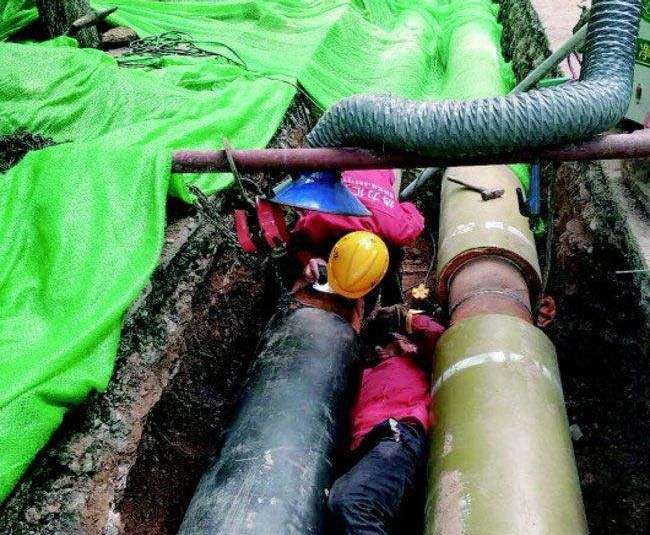 ���ЅR���ØI(y��)���޹�˾�c�ҹ�˾�_�ɾ۰������عܹ���(y��ng)����